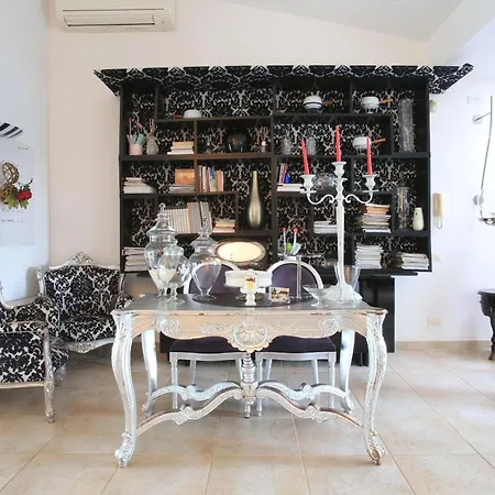 Con Parco E Piscina * San Michele Salentino